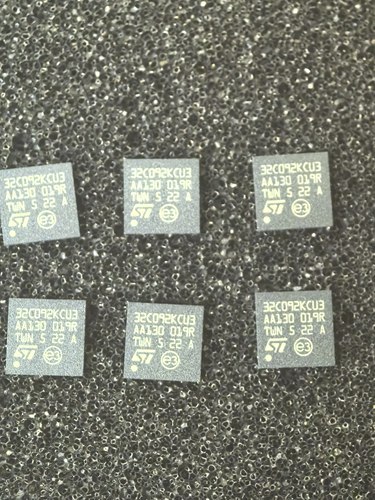 STM32C092KCU3  ST微控制器  原装现货 全新进口