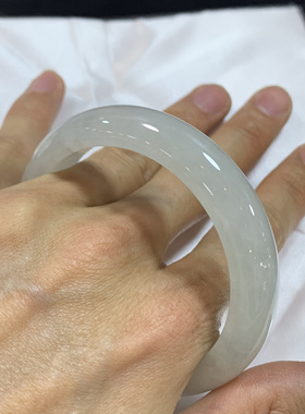 56正圈冰种翡翠手镯白月光系列天然缅甸翡翠A货白冰玉镯