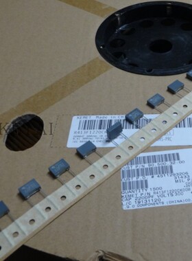 R413F1220CK00M安规电容1000VDC 300V2200pF Y2X1 2.2NF AV KEMET