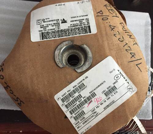 RS01A560R0FE70  线绕电阻器 RS-1A 1w 560ohms 1% Vishay / Dale