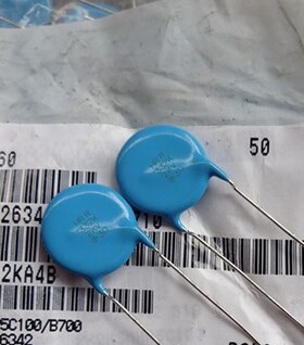 DEHR33D332KA4B 瓷片电容器 2000v3300pF  10% 进口村田