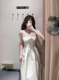 YT&UR法式纯欲风提花收腰白色吊带裙小个子连衣裙女夏季UWG732105