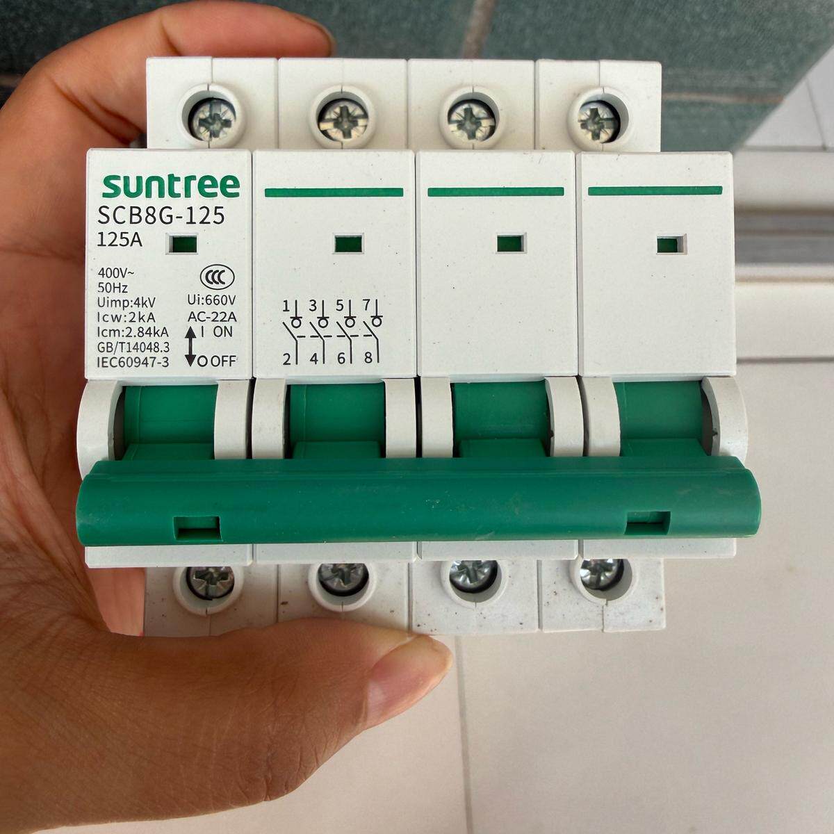 出suntree SCB8G-125空气开关 4P 125A