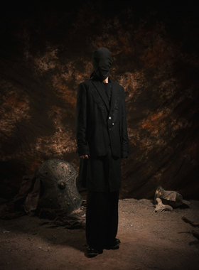 TAM TUAS《流浪者之歌》Corossion 黑色勾花羊毛纽扣西装