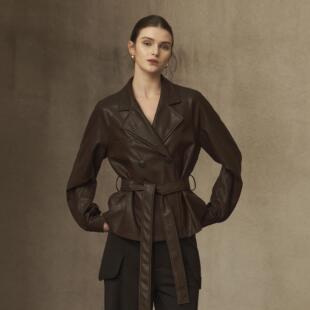 韩国进口缎面皮革翻领双排扣腰带复古短风衣外套 柏林 TAM TUAS