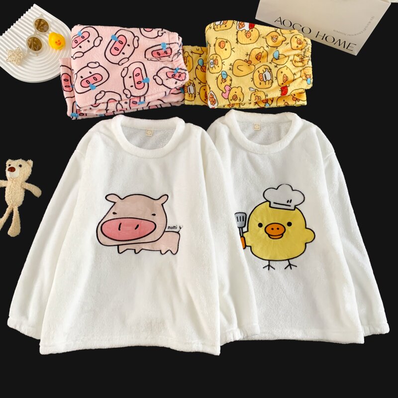 可爱卡通鼻涕猪鼻孔鸡情侣睡衣男女冬季加厚法兰绒家居服外穿套装