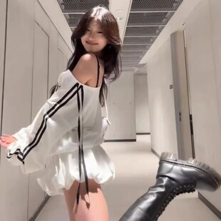 宽松大码胖mm300斤纯欲性感辣妹斜肩t恤连衣裙女秋款超短蓬蓬裙子
