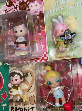 正版各大品牌盲盒手办吊卡，奢侈品，摆件