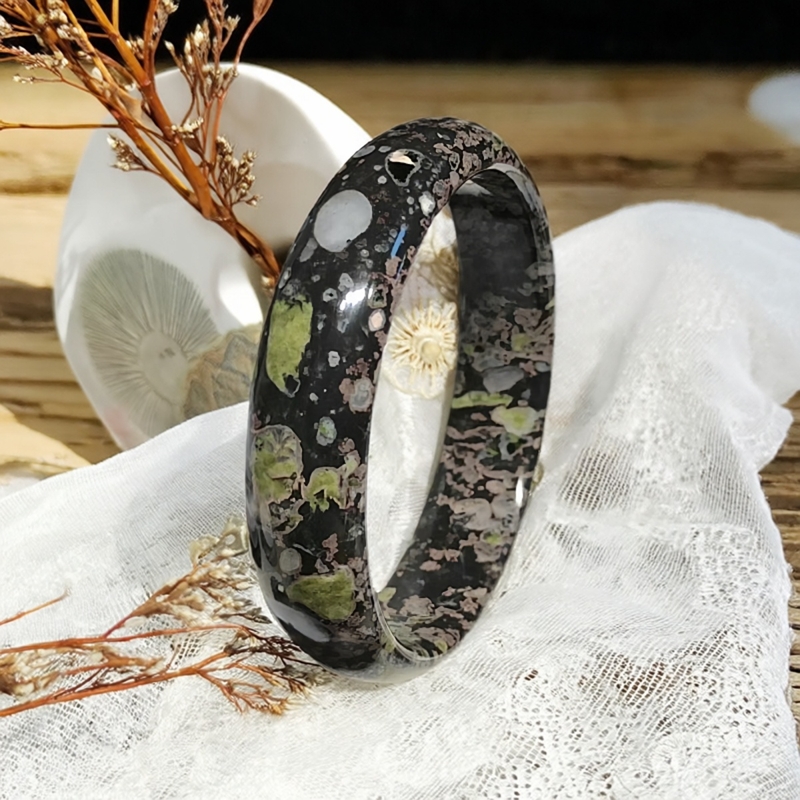 天然梅花玉手镯正宗原矿老料61-15-7