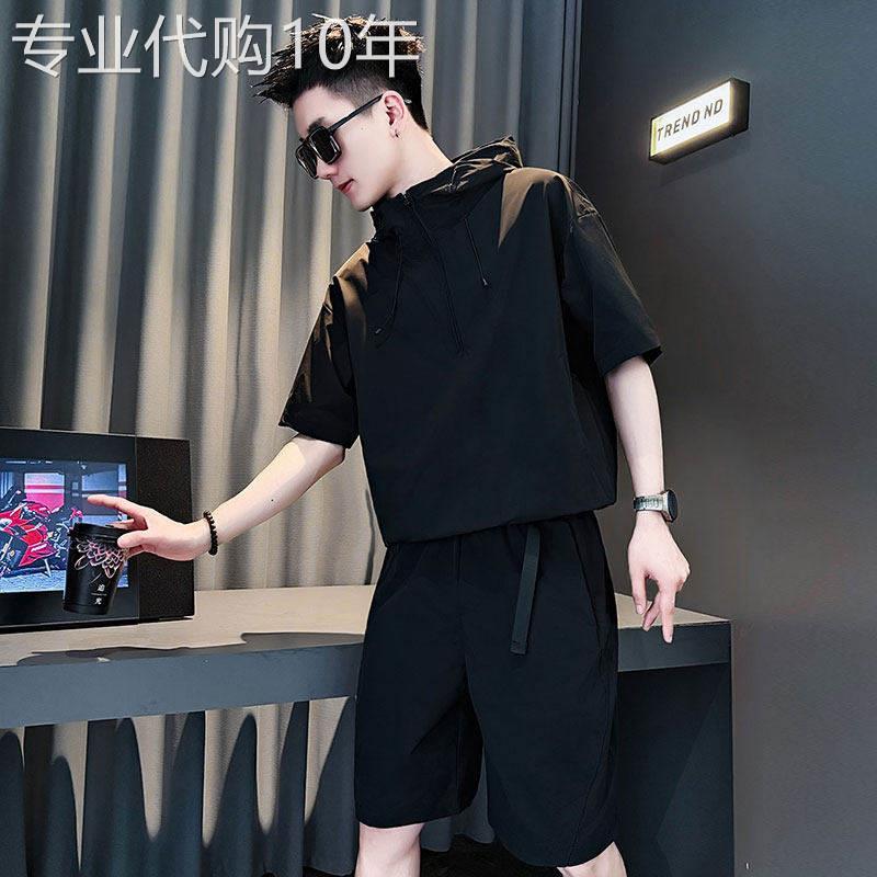 连帽休闲套装男夏季潮牌痞帅短袖T恤搭配五分短裤运动穿搭两件套