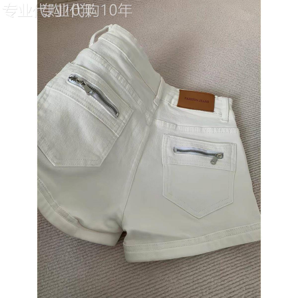 设计感白色牛仔短裤女夏季新款美式复古高腰显瘦浅色百搭超短热裤