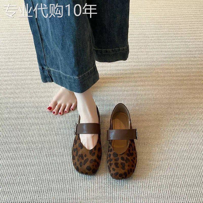 法式复古羊皮版豹纹一字扣带玛丽珍鞋女圆头内增高平底单鞋奶奶鞋