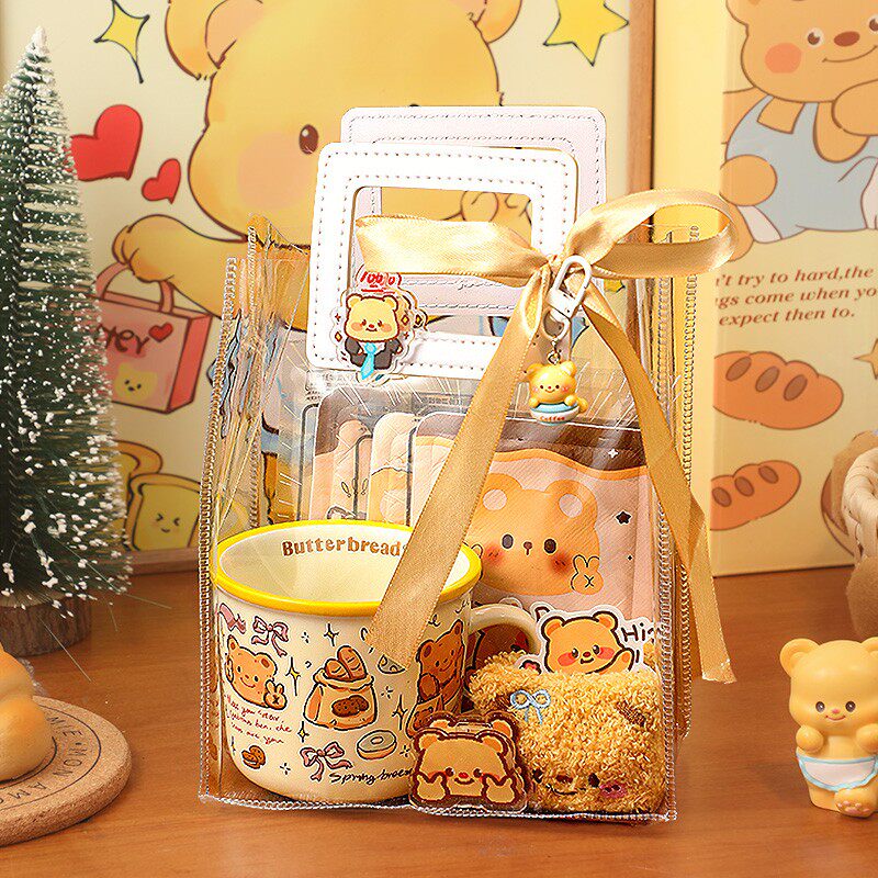 小熊生日礼物女生学生党实用创意