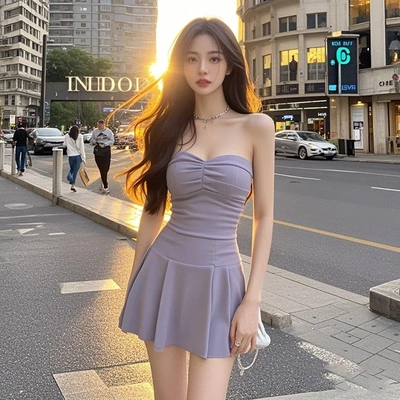 抹胸性感辣妹气质收腰显瘦a字连衣裙2025夏季新款修身抹胸短裙女