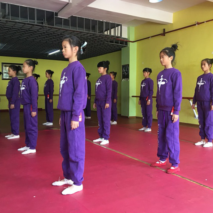 儿童冬季小孩形体加绒加厚演出服