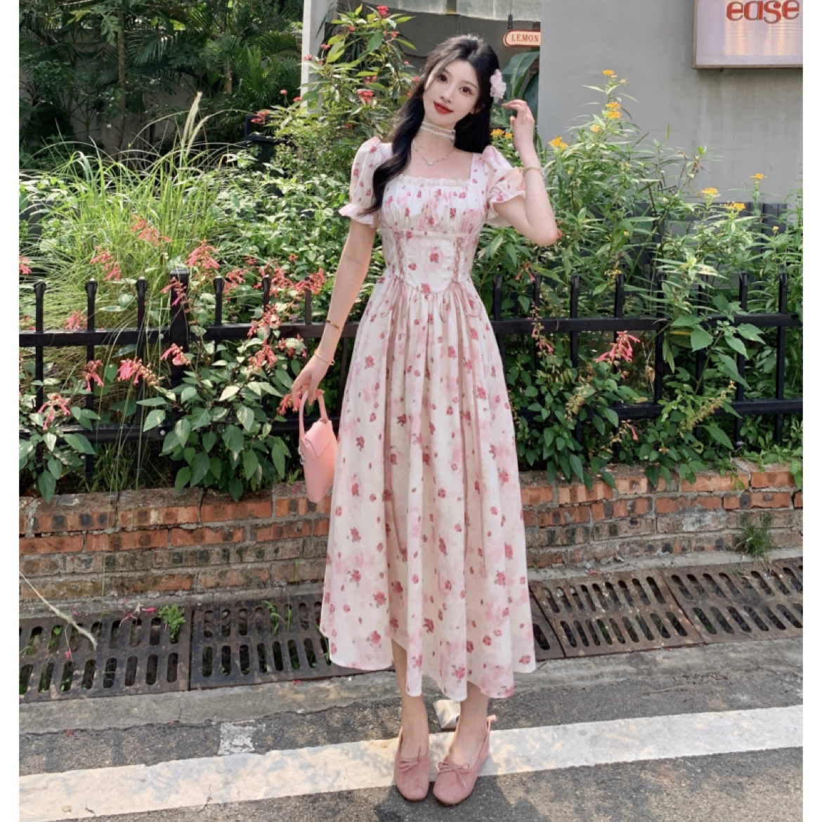大码女装甜美气质宫廷风收腰绑带显瘦印花方领连衣裙2024夏季新款