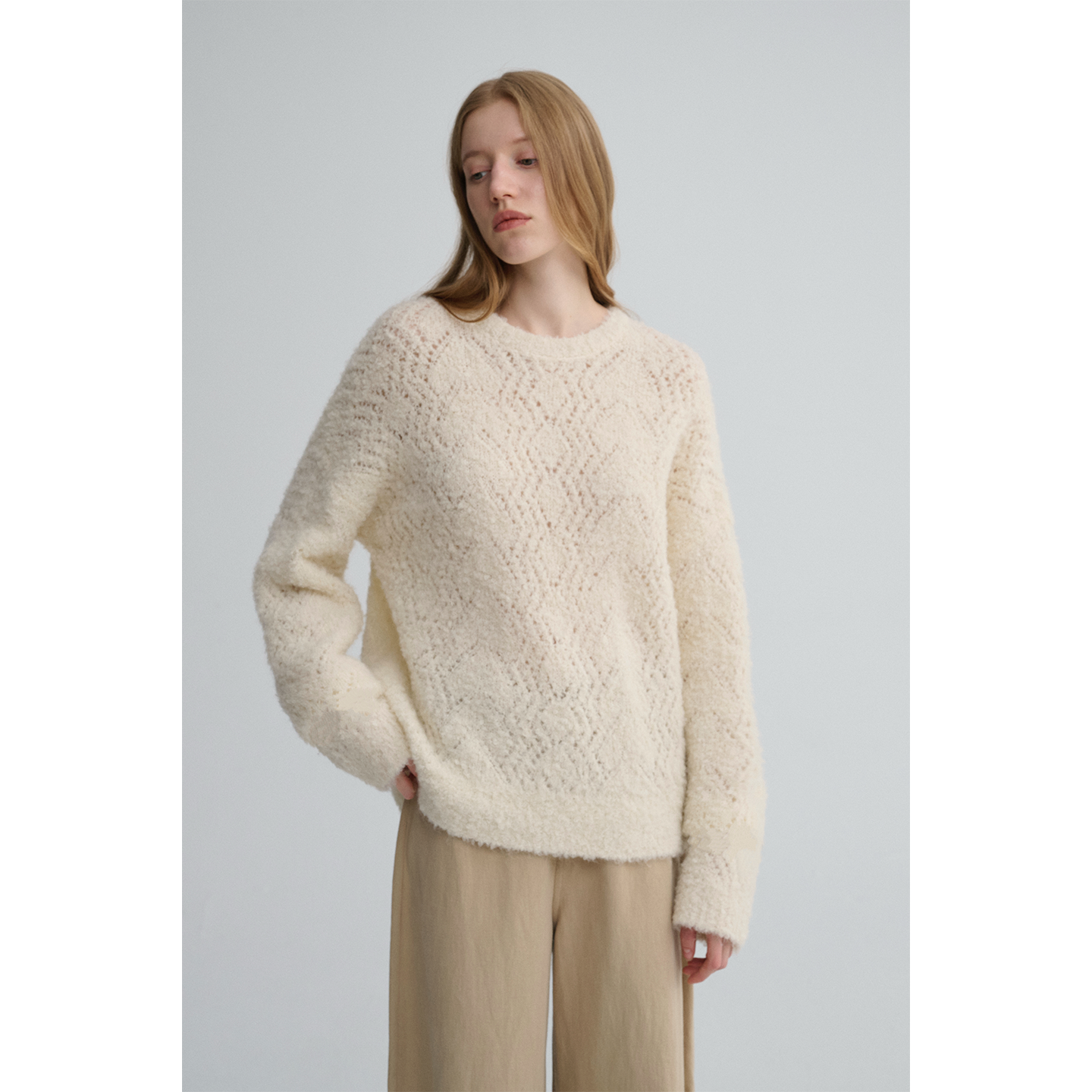 MAISON CECILE羊毛立体针织钩花镂空绒感软糯圆领针织毛衣