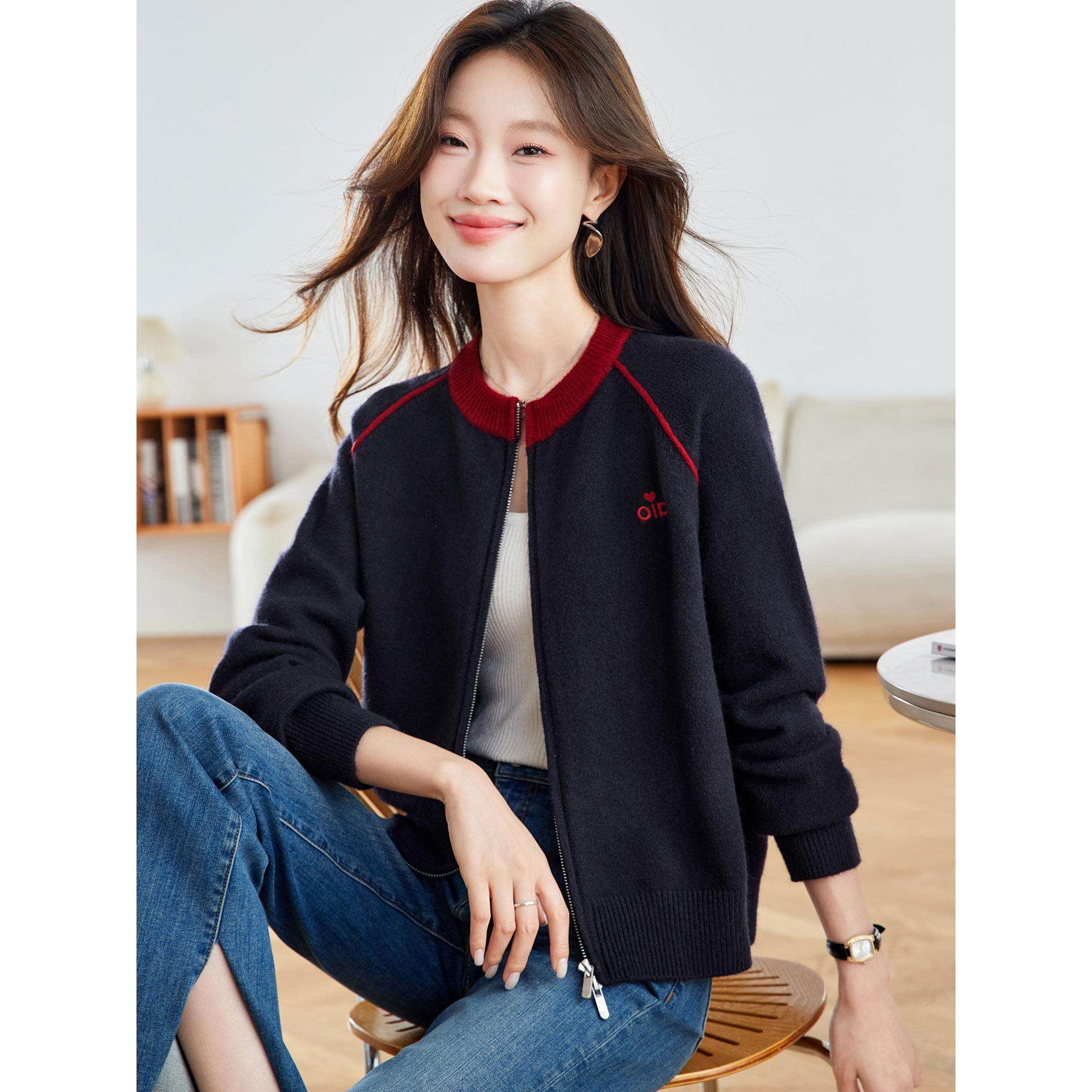 棒球领拉炼短外套女春秋时尚小个子针织开衫2025新款秋冬毛衣外搭