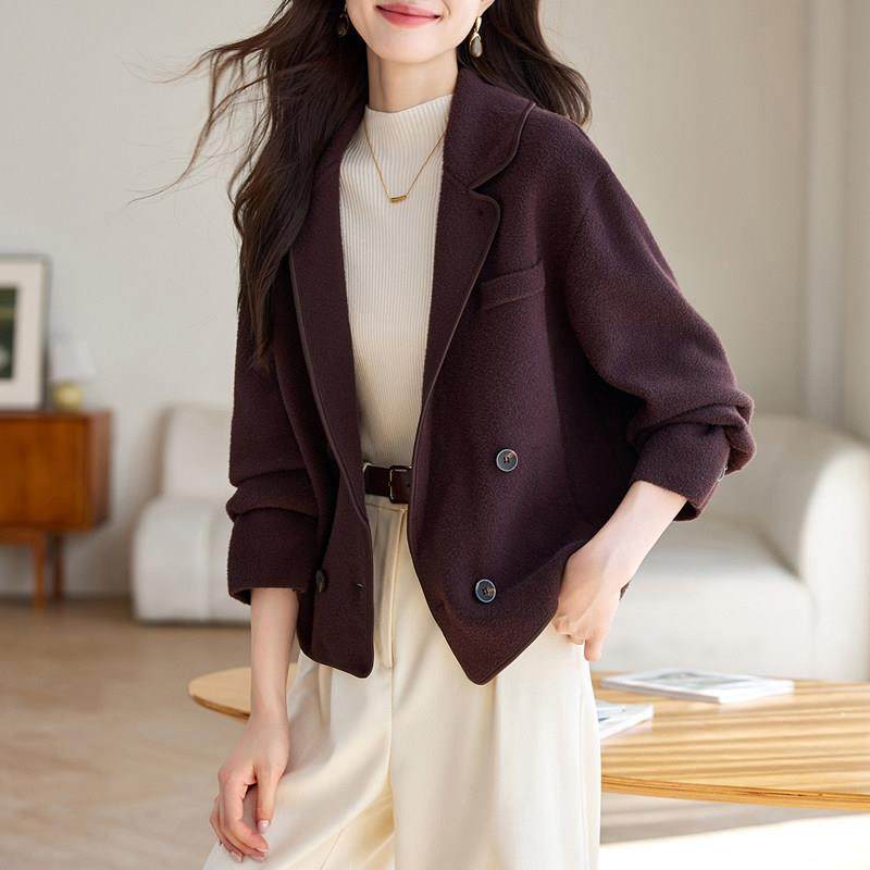 小香风外套女秋冬季2024新款高级感西装领双排扣毛呢开衫短款上衣