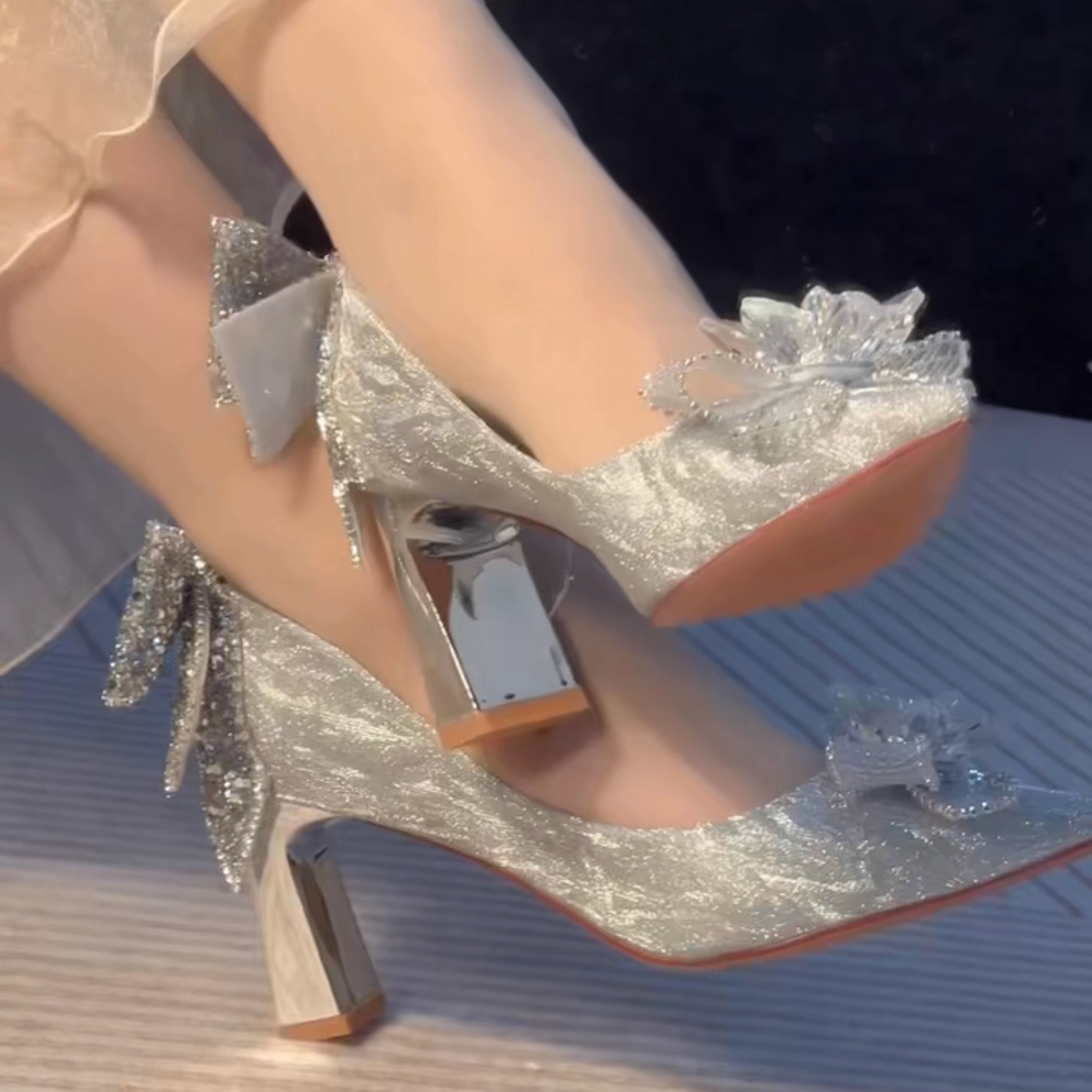 玫瑰米兰达水晶高跟鞋细跟主纱婚