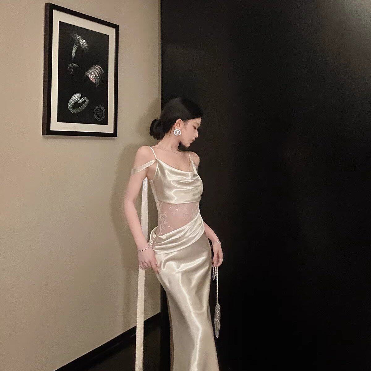 月影琉璃名媛性感荡领蕾丝吊带连衣裙收腰显瘦包臀长裙女