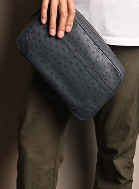 男士手拿包，午夜蓝鸵鸟皮，实拍现货。