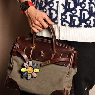 礼品部门新款，可以背的铂金包，实拍现货。