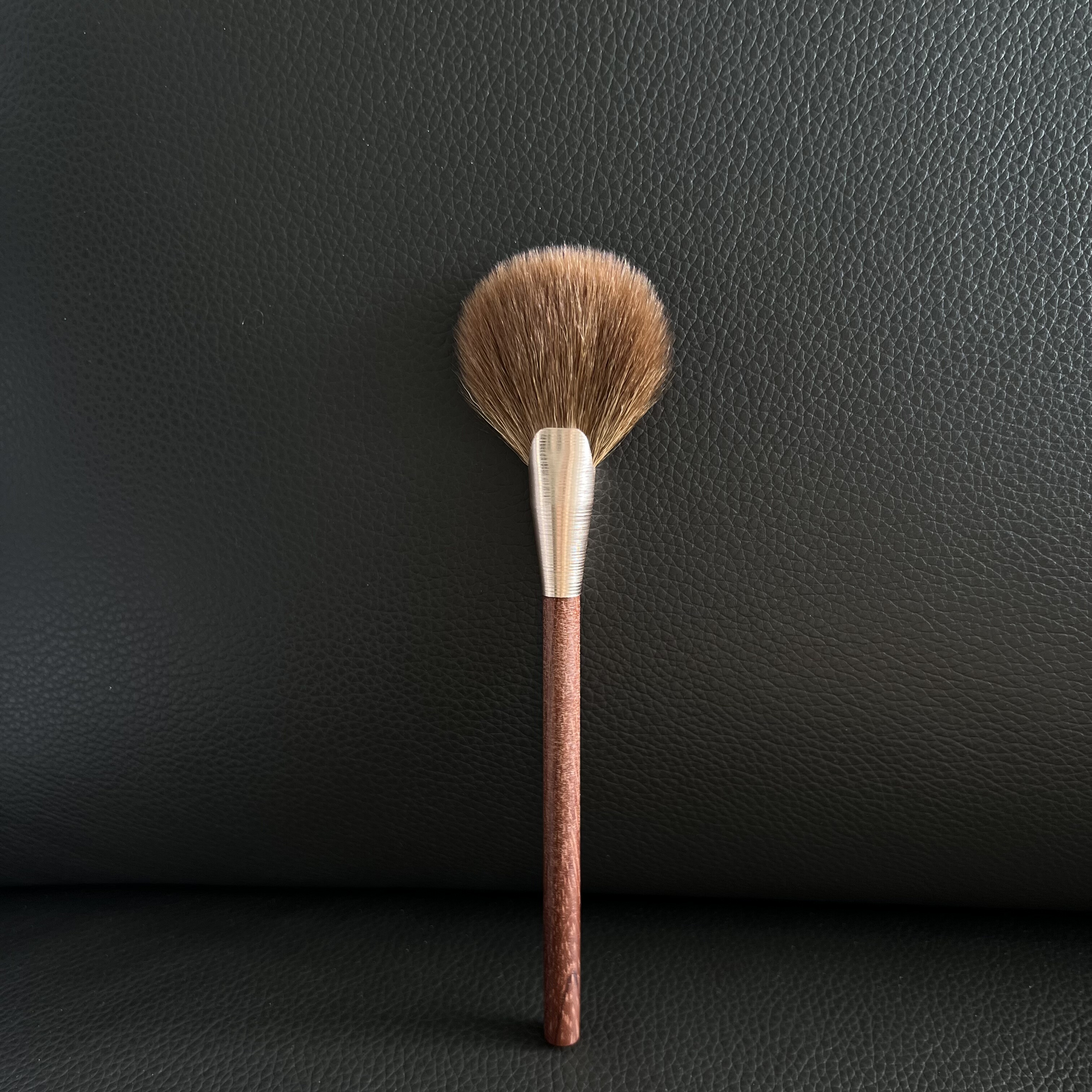 F02 羊毛扇形 多用 定妆 腮红 高光修容 抛光刷