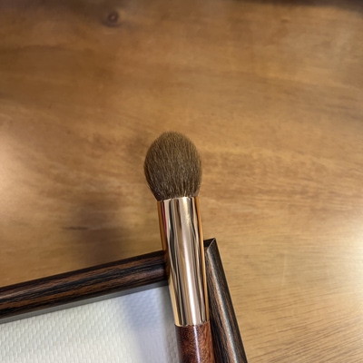 听劝买它，羊毛子弹头形状多用刷 粉底液 腮红膏腮红液都可以！！