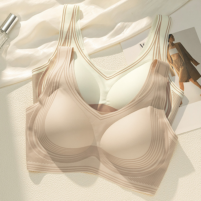 美背无痕内衣大胸显小薄款