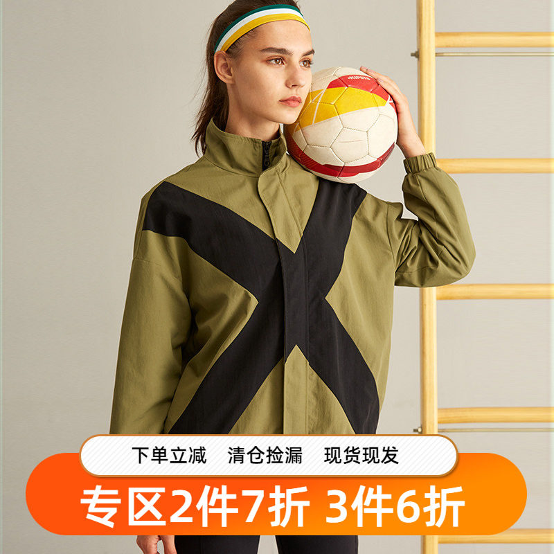 gymna学院风运动休闲遮臀拉链衫