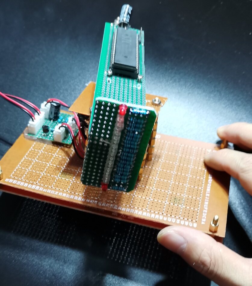 旋转led显示屏 万用板纯手工stc89c52旋转显示屏套件 diy制作套件