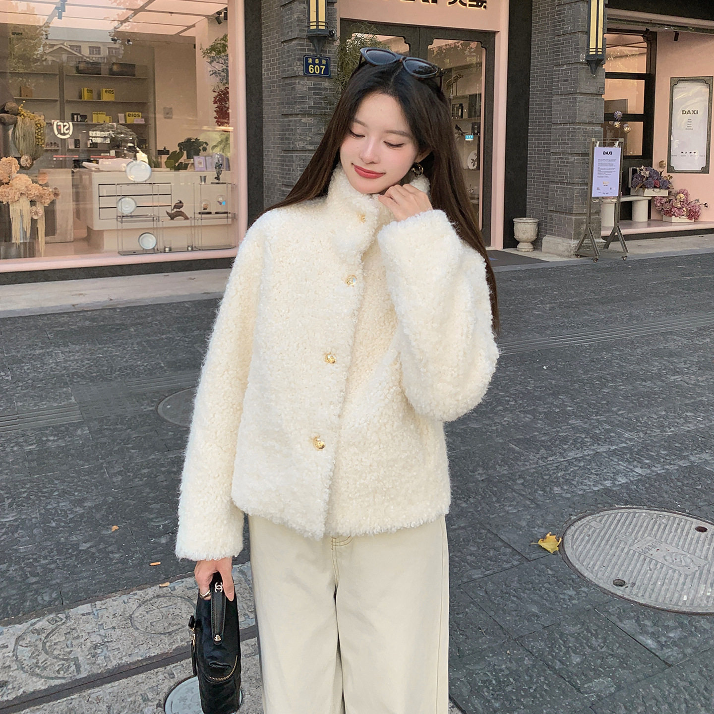 2025冬季新款羊剪绒大衣女短款立领小个子羊羔毛皮毛一体皮草外套,女装/女士精品,皮草,淘宝优惠券,粉丝福利购,淘宝优惠卷