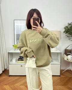 【鸬鹚】23秋冬新款小众su*nei云朵棉slogo刺绣廓形针织卫衣三色