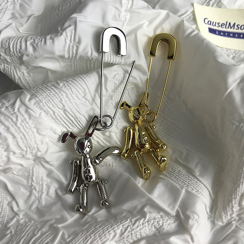 AMBUSH动物黄铜男女折耳兔子耳环