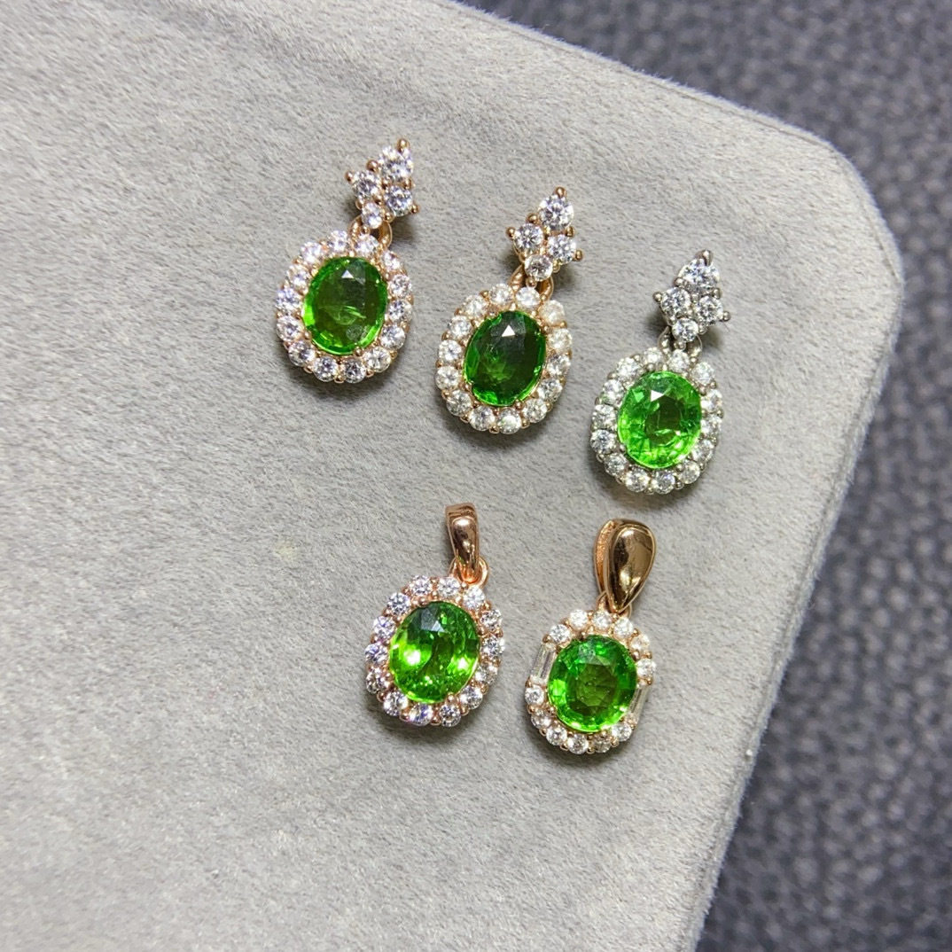 realtreasure天然沙弗莱吊坠女士时尚单品主石5x6mm 清新淡雅小众