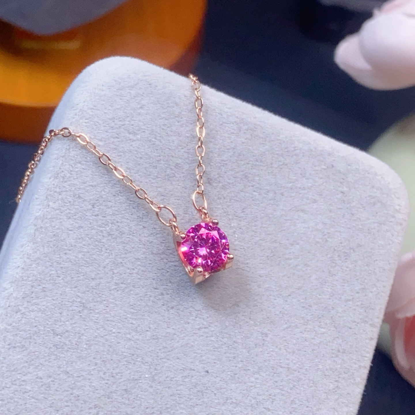 粉色莫桑钻项链秒过测钻笔主石1克拉圆6.5mm 925银精工镶嵌