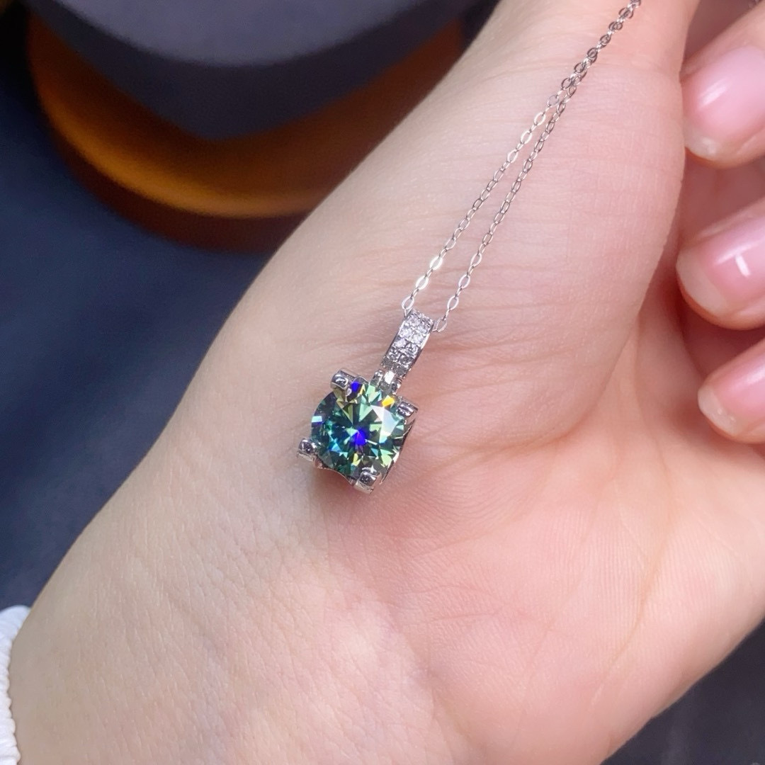 莫桑钻吊坠秒过测钻笔主石2克拉圆8mm八心八箭切工925银精工镶嵌