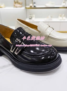 HS244102正品Harson/哈森24春秋低跟深口白色圆头亮皮乐福女单鞋