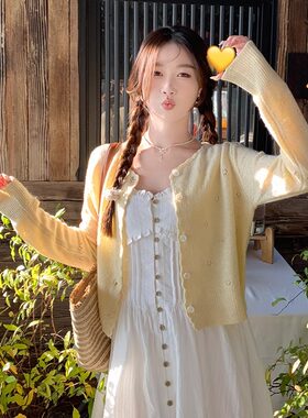 针织开衫配吊带女黄色小