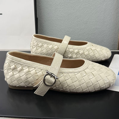 平底百搭防滑浅口单鞋女2026新款春款女款轻便不累脚软底一脚蹬