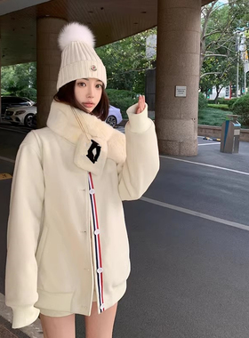 小姐姐秋冬【美高棒球会】减龄设计感夹棉撞色织带单面呢棒球服潮
