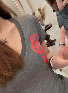 红色十字架满印短袖T恤女夏季新款韩版美式复古弹力修身百搭上衣