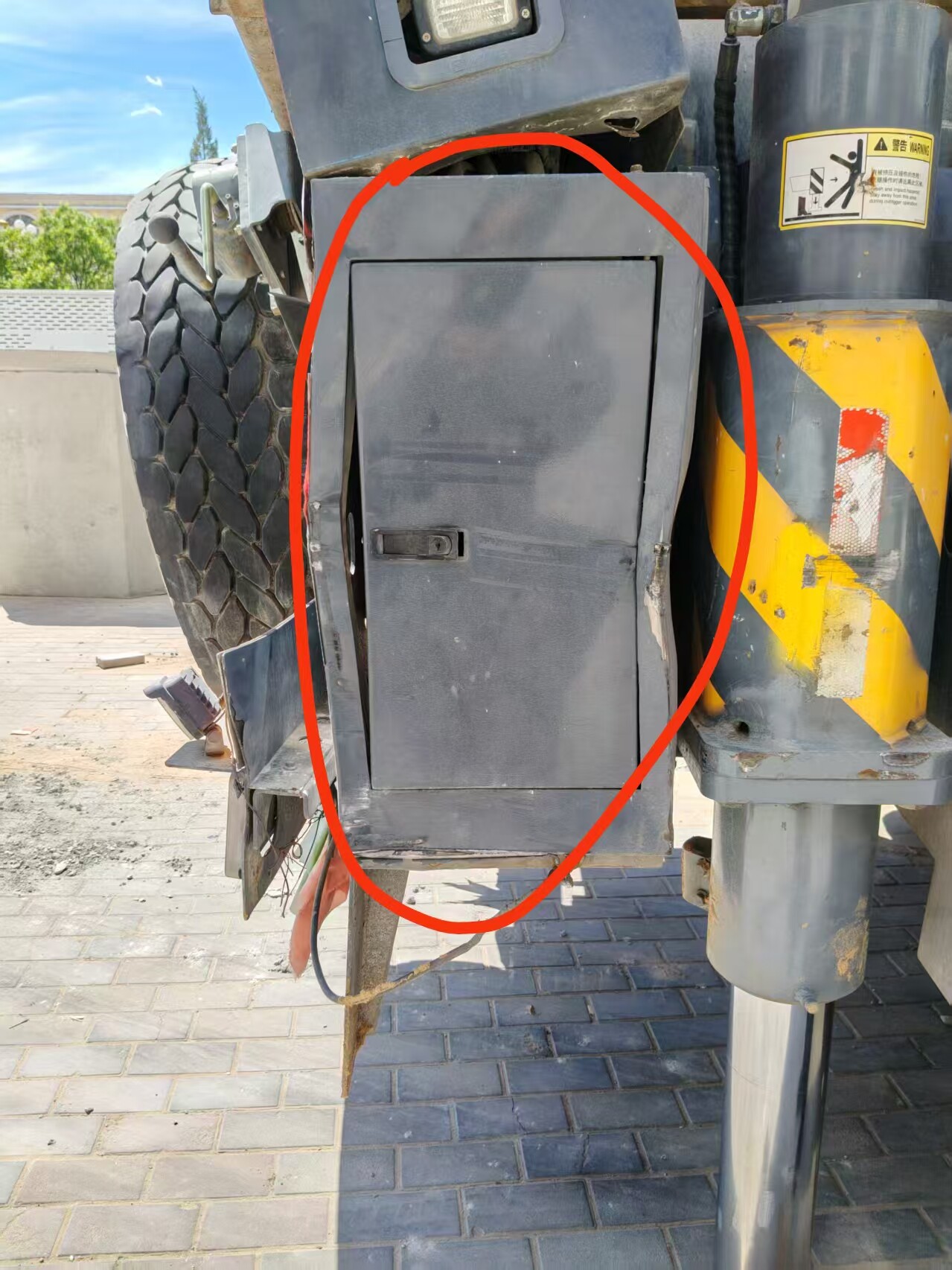 徐工吊车配件 XCT80L6右后支腿罩板 支腿罩板 XCT80L5 80L6