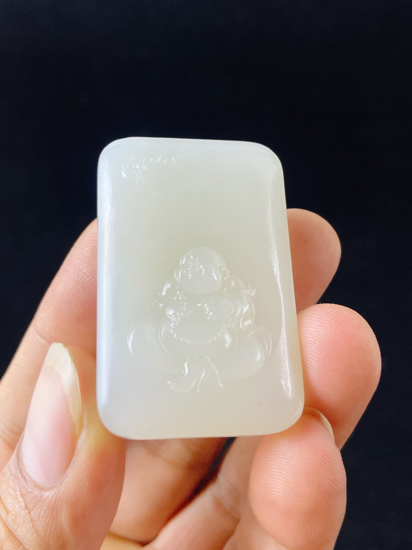 和田玉白玉佛牌尺寸46/30/10重33.5克无裂无杂玉质细腻油润