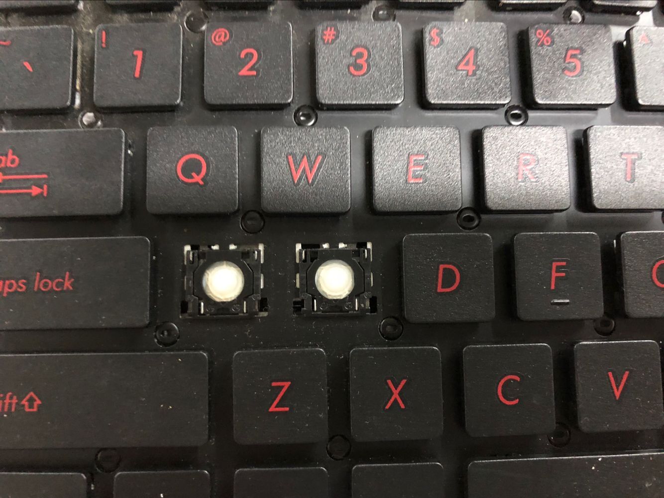 华硕飞行堡垒笔记本支架按键