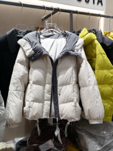 保暖面包服潮 小个子短款 欧版 撞色宽松白鸭绒连帽羽绒服女2025冬季