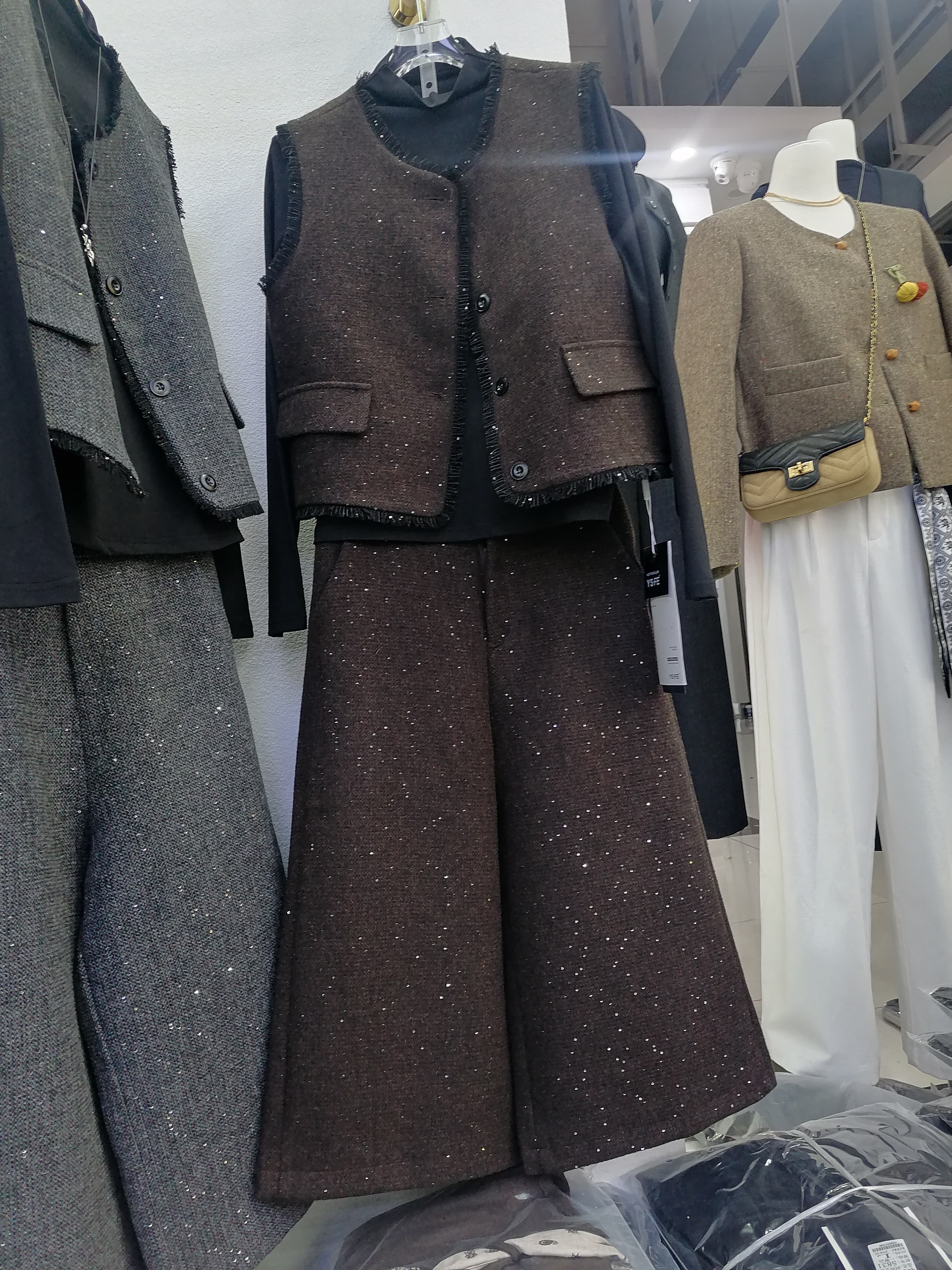 2025秋欧韩时尚套装亮闪女马甲长袖T阔腿裤小香风洋气三件套女潮,女装/女士精品,时尚套装,淘宝优惠券,粉丝福利购,淘宝优惠卷