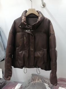 欧版短款立领白鸭绒羽绒服女2025冬季小个子宽松保暖皮料面包服潮