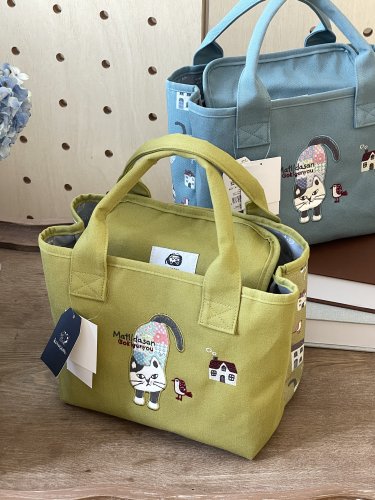 Kusuguru㊣带盖三分隔层小款手提包猫咪刺绣手拎饭盒袋便当包